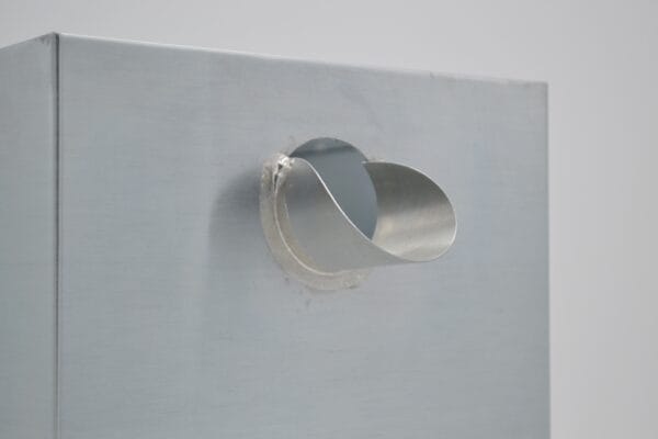 Boite à eau en zinc 200x200 mm avec trop plein – Image 5