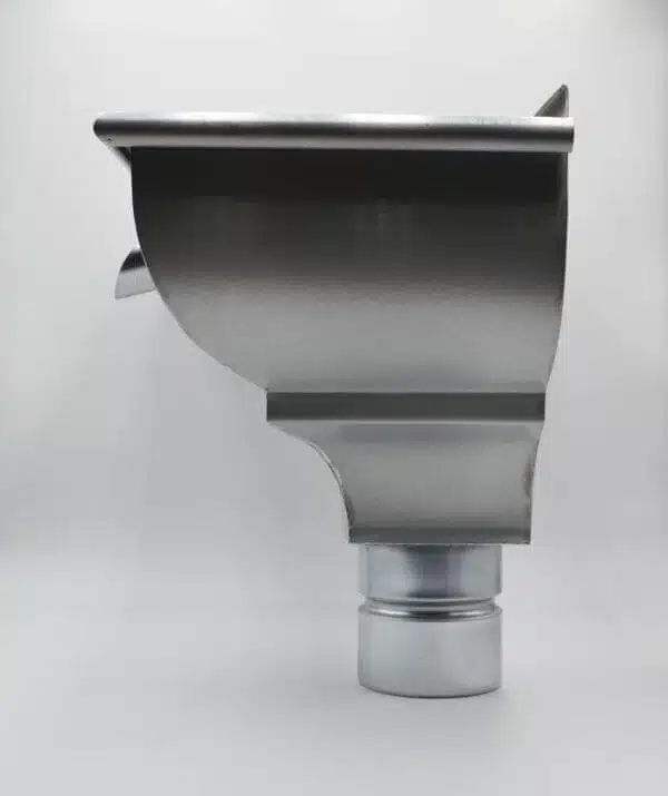 Boite à eau en zinc moulurée – Image 9