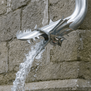 Gargouille de gouttière en zinc Falkor